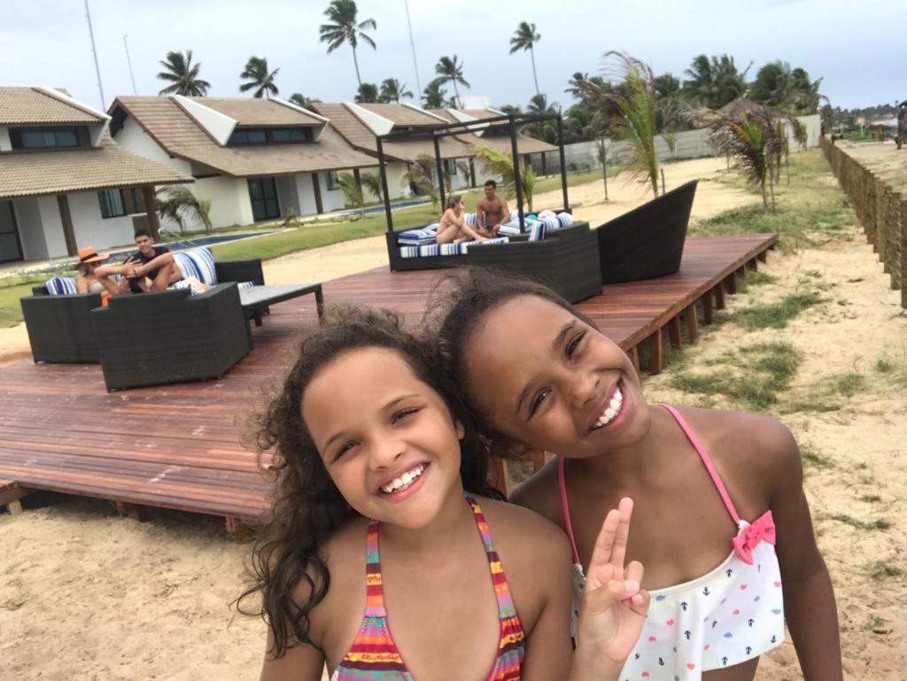 Maravilhoso Resort, Em Frente A Belíssima Do Cupe - Apartamento *